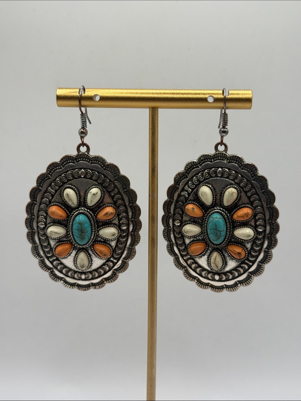 Vintage Southwestern Silver Tone Turquoise Beige Orange Oval Dangle Earrings